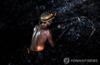 베네수엘라 美와 밀착 가속…석유 이어 광산도 개방
