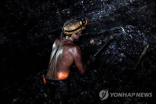 베네수엘라 美와 밀착 가속&hellip;석유 이어 광산도 개방