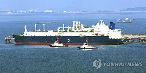 휴전 기간 2주뿐인데&hellip;호르무즈 해협 내 선박 언제쯤 돌아올까