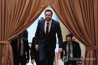 NYT "밴스, 파키스탄 시간 새벽 4시 넘어 이란과 계속 협상중"