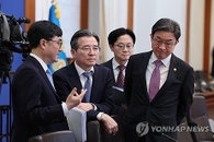靑, 오늘 비상경제 현안점검회의…美-이란 종전협상도 촉각