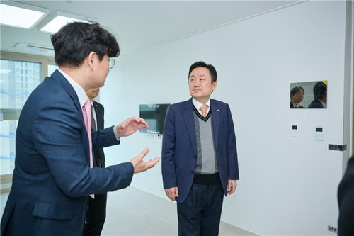 최인호 HUG 사장, 청년안심주택 '에드가 개봉' 현장 점검&hellip;신속 입주 제도 개선 효과 확인