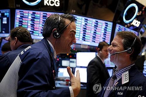 뉴욕증시, 중동 휴전 합의에도 거시경제 불확실성 증폭&hellip;주요 지수 혼조 마감