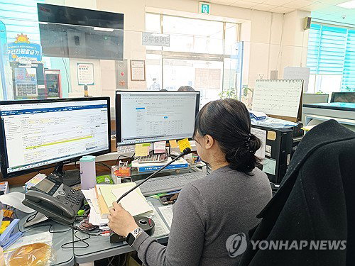 지원금&middot;지방선거&middot;행정통합 &lsquo;3중 업무 과부하&rsquo; 비상