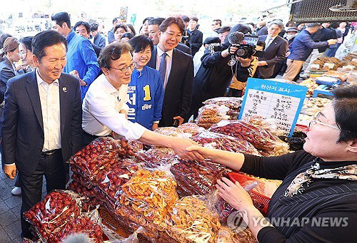 여야 전략 양극화&hellip;정당 중심 전방위 지원 대 후보별 각개전투