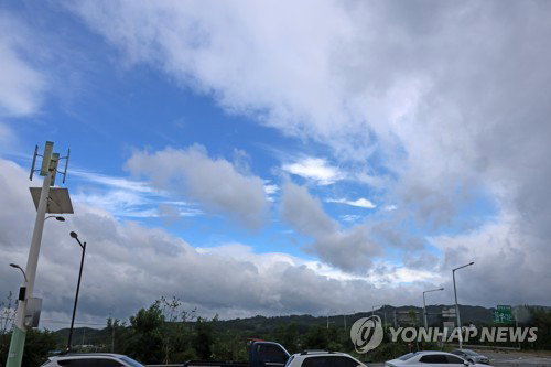 오후부터 맑음 전환과 26도 기온 상승