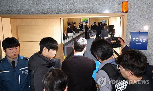 경찰, CCTV 삭제 및 증거 인멸 시도 측근 소환