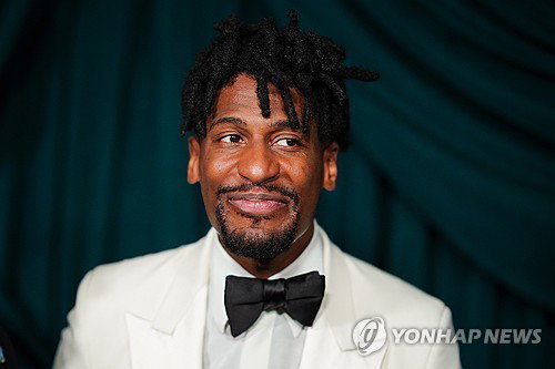 그래미 8관왕의 첫 내한과 K팝 협업 확정