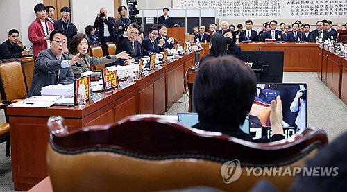 정치검찰 조작기소 의혹 여야 정면 충돌