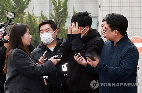 보복 대행 테러 일당 3명 구속기소&hellip;건당 50만원에 인분&middot;래커칠 범죄 가담