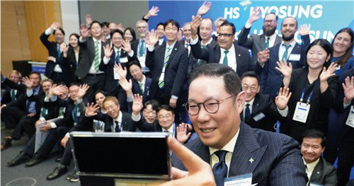 HS효성 조현상 부회장, 독일 테크텍스틸서 130명 초청 파트너십 재편&hellip;글로벌 세일즈 외교 강화