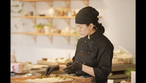 청년 농업인 하규진: 8년 디자이너 경력 접고 양평 귀농, '하규' 카페 창업