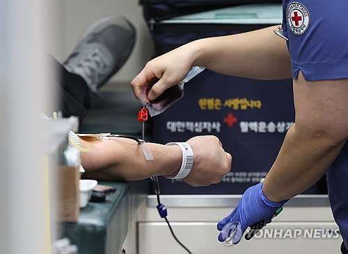 청년 헌혈자 10년 24.7%p 감소, 혈액 보유량 3.0일분