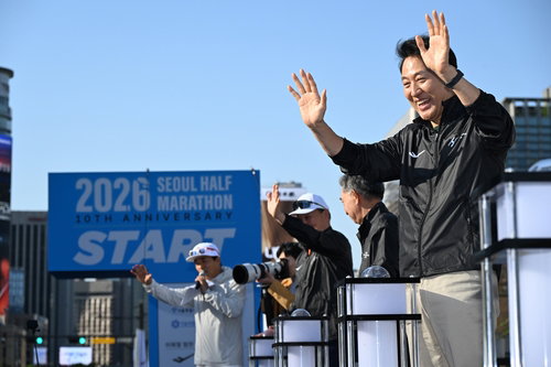오세훈 시장, 2026 서울하프마라톤대회 현장 격려 | 서울시 건강 인프라 확대 방침