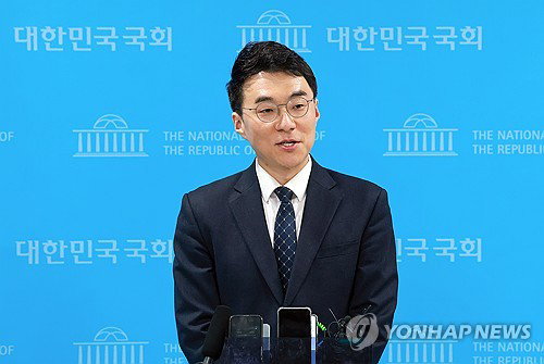국회의원 보궐선거: 안산갑 김남국 대변인 공천 확정, 지역구 정치 지형 변화 예고