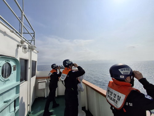 독도 북동방 해상, 인도네시아 국적 선원 추락&hellip;해경 긴급 수색 돌입