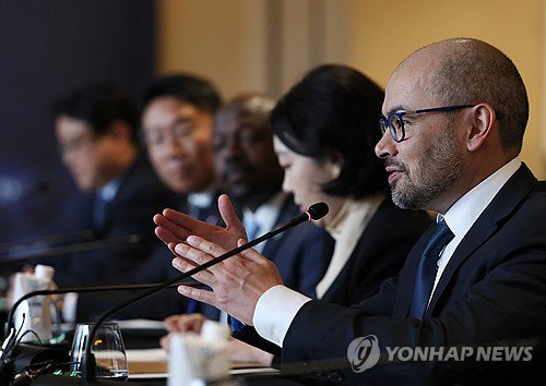 구글 딥마인드 CEO, 국내 주요 기업과 AI 동맹 확대 | 삼성&middot;SK&middot;현대차&middot;LG와 협력 논의