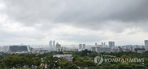 남부권 기온 20도 상회, 건조 기류 속 시설물 관리 주의
