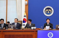 이 대통령 "전통 우방과 상호존중 외교…상식·원칙따라 현안 풀 것"