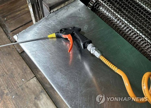 산업용 에어건 외국인 노동자 폭행 사업주 구속, 법원 증거인멸 우려 판단