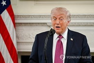 이란 '붕괴' 주장 확산, 호르무즈 해협 긴장 고조