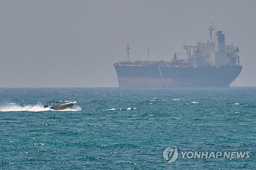 호르무즈 해협: 일본 유조선 운항 재개, 이란 외교 지형 변화 시험대