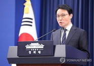 이재명 대통령, 고유가 지원금 주유소 사용 제한 해제 검토 지시