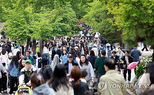 어린이날 소비 동향, 외식업종 32% 상승&middot;체험형 284% 급증