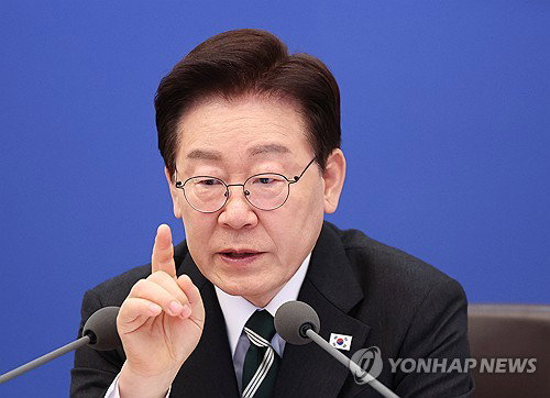 가짜뉴스&middot;2차 가해 댓글, 이재명 대통령 '엄벌' 지시