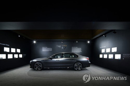 LG에너지솔루션, BMW 10조원 배터리 공급 확정...1분기 적자 속 반등 모색