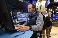 기술주 실적 파동, S&P500·나스닥 지수 역사적 고점 돌파