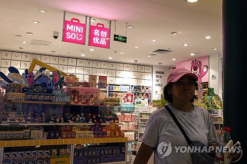 아르헨티나 내수 위축 속 해외 브랜드 진출 가속화, 밀레이 정부 정책 시험대 올라