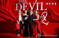 '악마는 프라다를 입는다 2' 북미 극장가 장악, 개봉 첫날 흥행 신기록 달성
