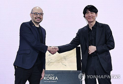 알파고 10년, AI 산업 전반 확장 가속화&hellip;영화&middot;AR 글래스 시장 고성장 기록