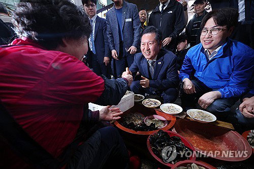 민주당 정청래 대표, 사흘째 영남권 공략 집중&hellip;6월 지방선거 승부수