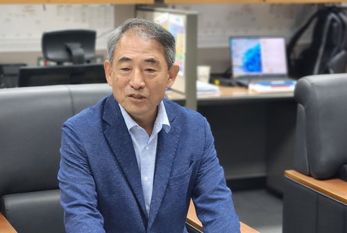 윤준병 위원장, 김관영 전북도지사 무소속 출마에 