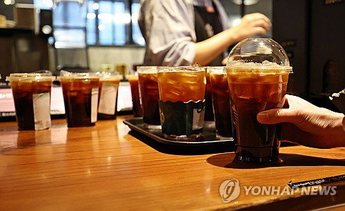 중기부, 플라스틱 용기 납품대금 연동제 현장 조사 착수&hellip;불공정 거래 엄단 방침