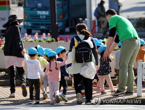 일본 어린이 인구 45년 연속 감소, 글로벌 최저 수준 직면