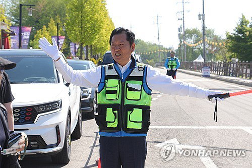 정청래 민주당 대표, 국민의힘 공천 강력 비판하며 경기 북부 표심 공략 나서