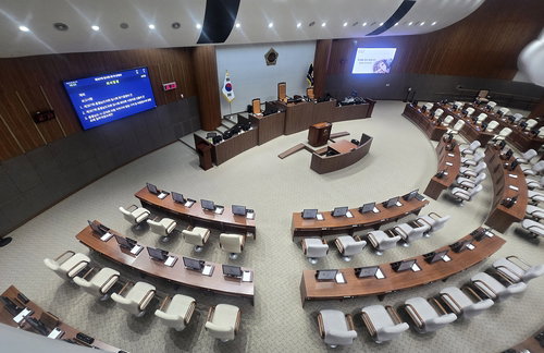 충남도의회, 선거구 수정안 만장일치 가결&hellip;지방선거 연기 우려 해소