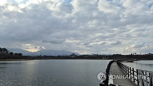 부울경, 낮 최고 26도 기록 속 일교차 15도&hellip;건강 관리 주의보 발령