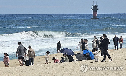유류할증료 급등, 5월 황금연휴 국내 관광지 편의점 매출 2배 이상 급증