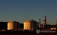 호주, LNG 생산량 20% 내수 비축 의무화…글로벌 에너지 시장 파장 촉각