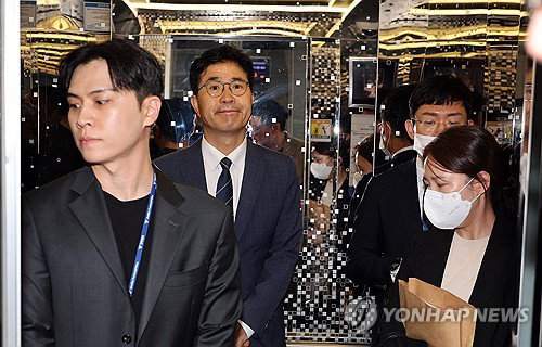 이원택 전북도지사 후보, 공직선거법 위반 혐의로 12시간 경찰 조사 받아
