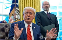 미국, 유럽연합에 무역합의 이행 촉구하며 관세 인상 경고