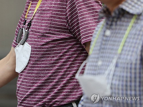 일본 코로나19 사망자 연 3만명대 지속, 고령층 치명률과 신규 변이 확산에 국제 보건 비상