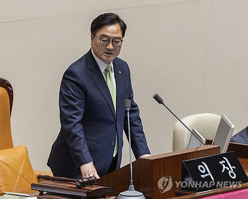 우원식 국회의장, 헌법 개정안 본회의 상정 철회&hellip;정국 경색 장기화 우려 고조