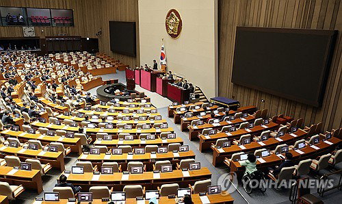 국회 39년 만의 헌법 개정 좌절&hellip;여야 대치 격화 속 입법 마비 심화