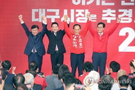 국민의힘 장동혁 대표, 지방선거 앞두고 대외 활동 확대...영남권 결집 속 당내 견해차 표출