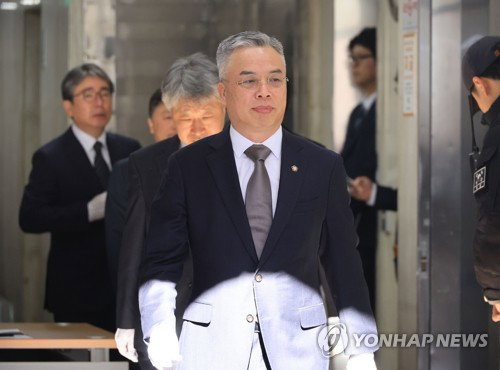 권창영 종합특검, 수사 반환점서 '구속&middot;기소 제로'&hellip;공정성 논란 가중